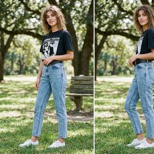 Classic High-Rise Light Blue Women’s Jeans